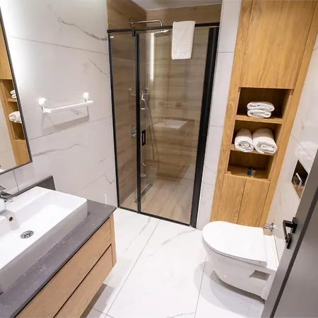 Glory Life Apartment *