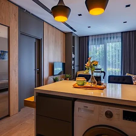 Glory Life Apartment