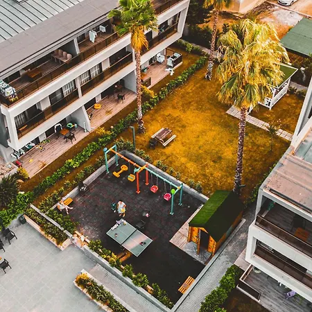 Glory Life Apartment